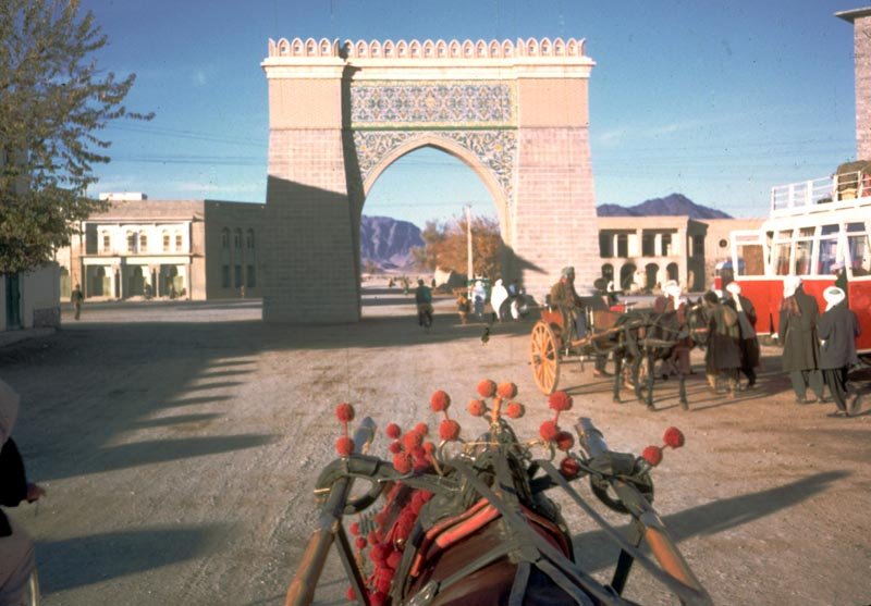 Εκπληκτικές εικόνες ευημερίας από το Αφγανιστάν του '60 πριν τους πολέμους - Φωτογραφία 18