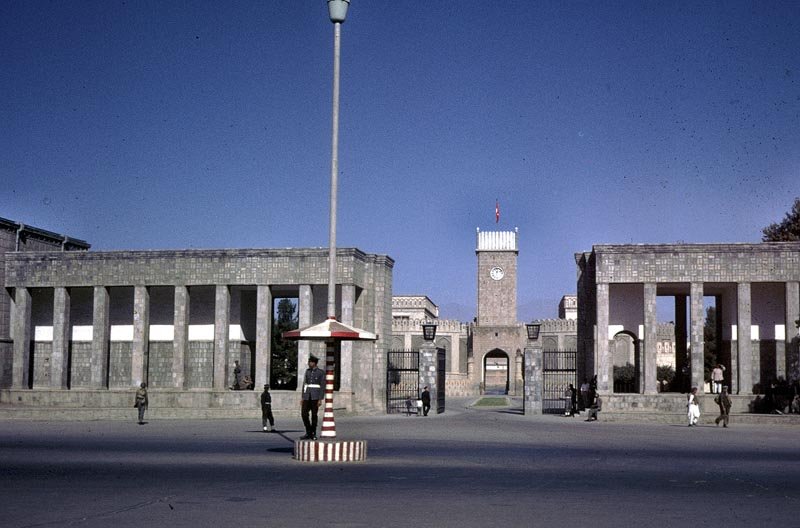 Εκπληκτικές εικόνες ευημερίας από το Αφγανιστάν του '60 πριν τους πολέμους - Φωτογραφία 21