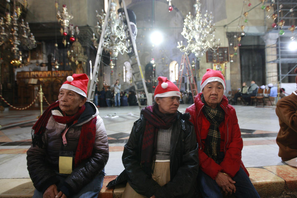 Πάνω από 25.000 πιστοί συνέρρευσαν στη Βηθλεέμ παραμονή Χριστογέννων - Φωτογραφία 2