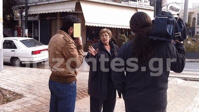 ΣΥΜΒΑΙΝΕΙ ΤΩΡΑ: Τηλεοπτικό συνεργείο του ALPHA στην πλατεία Πατριάρχου ρωτά κατοίκους της πόλης για τον Τομπούλογλου - Φωτογραφία 3
