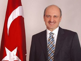 Παραιτήθηκε και άλλος Τούρκος υπουργός-Κάλεσε τον Ερντογάν να πράξει το ίδιο - Φωτογραφία 1