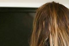 Πήρε βαριά το διαζύγιο - Πασίγνωστη τηλεπερσόνα χάνει τα μαλλιά της