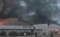 Μεγάλες καταστροφές από την πυρκαγιά στη γαλακτοβιομηχανία Κρι-Κρι - Δείτε βίντεο