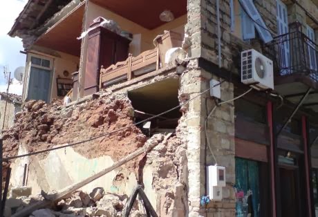 Ηλεία: Κίνδυνος να χαθούν τα χρήματα που έχουν εγκριθεί για τους σεισμόπληκτους! - Φωτογραφία 1