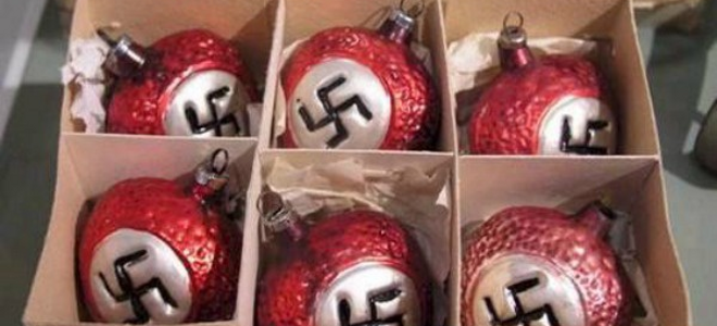 Τα φρικιαστικά Χριστούγεννα που επέβαλε ο Χίτλερ στους Γερμανούς - Συγκλονιστικές εικόνες από τις γιορτές ενός τρελού δικτάτορα - Φωτογραφία 1