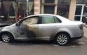 Αγρίνιο: Κουκουλοφόρος έκαψε το αυτοκίνητο γνωστού επιχειρηματία - Φωτογραφία 3