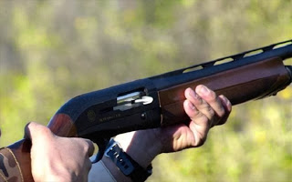 Σοβαρός τραυματισμός 36χρονου κυνηγού-Εκπυρσοκρότησε το όπλο του - Φωτογραφία 1