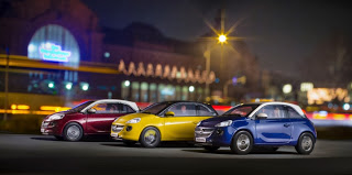Χαιρετίσματα από τον Άι Βασίλη: Το Opel ADAM συλλέγει πρωτοχρονιάτικα δώρα στο Βόρειο Πόλο - Φωτογραφία 7
