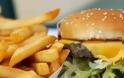 McDonald΄s σε εργαζομένους: Μην τρώτε αυτά που παρασκευάζετε!