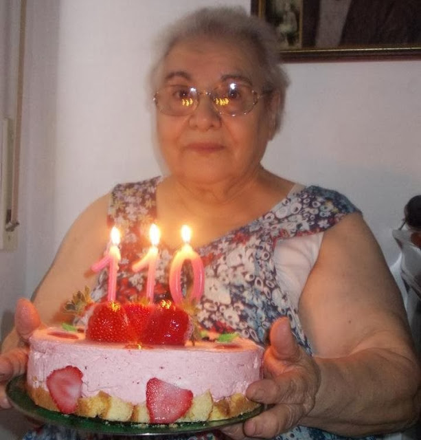 Γιαγιά 110 ετών ζήτησε για δώρο Χριστουγέννων... προφίλ στο Facebook! - Φωτογραφία 2