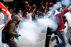 Γέμισε ξανά διαδηλωτές η πλατεία Ταξίμ και το πάρκο Γκεζί -  Καζάνι που βράζει η Τουρκία