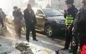 Κίνα: Οδηγός ταξί αυτοπυρπολήθηκε όταν αστυνομικός του έκοψε κλήση! - Φωτογραφία 2
