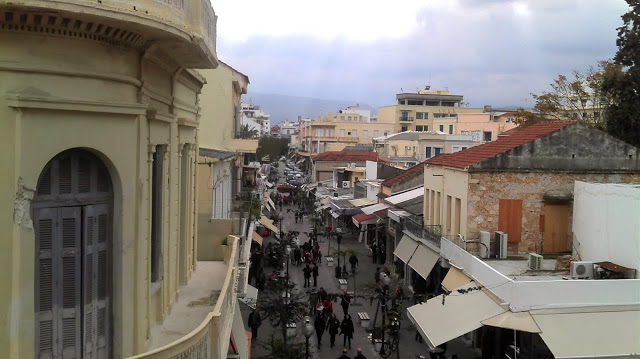 Το πήραν πάνω τους και άνοιξαν τελικά τα καταστήματα την τελευταία Κυριακή - Φωτογραφία 5