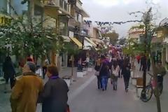 Το πήραν πάνω τους και άνοιξαν τελικά τα καταστήματα την τελευταία Κυριακή