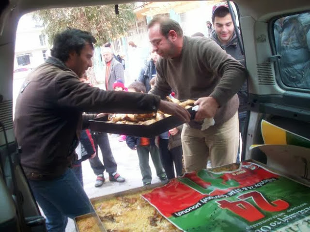 Γιορτές Αλληλεγγύης από τον Σύλλογο Ηπειρωτών Αρτέμιδος - Φαγητό για όλους τους συνανθρώπους μας που έχουν ανάγκη - Φωτογραφία 4