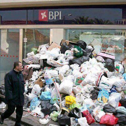 ΠΟΡΤΟΓΑΛΙΑ: όταν ΟΙ ΤΡΑΠΕΖΕΣ ΓΙΝΟΝΤΑΙ ΧΩΜΑΤΕΡΕΣ - Φωτογραφία 3