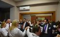 Η Πανηπειρωτική Συνομοσπονδία Ελλάδος έψαλε τα πρωτοχρονιατικά κάλαντα στον Υφυπουργό Υγείας Αντώνη Μπέζα - Φωτογραφία 4
