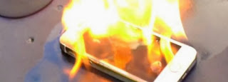 Τι θα συμβεί αν βάλετε φωτιά στο iPhone 5S [video] - Φωτογραφία 1