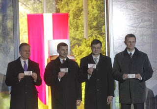 Η Λετονία επισήμως στην οικογένεια του ευρώ - Φωτογραφία 1