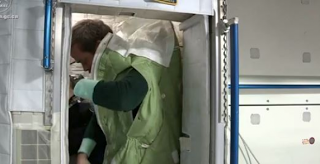 Πώς κοιμούνται οι αστροναύτες; - Φωτογραφία 1