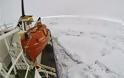 Άρχισε η επιχείρηση διάσωσης των επιβατών του ρωσικού πλοίου που έχει παγιδευτεί στους πάγους της Ανταρκτικής