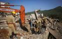 Τουλάχιστον 14 οι νεκροί από την κατάρρευση κτιρίου στην Ινδία