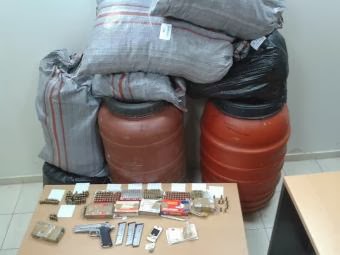 Ηλεία: Συνελήφθη έμπορος ναρκωτικών με 30 κιλά κάνναβης στo Βαρθολομιό - Φωτογραφία 1