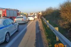ΤΩΡΑ: Δείτε φωτογραφίες απο το τροχαίο στα Μάλγαρα