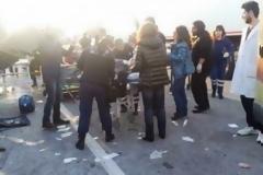 Δεκαπέντε τραυματίες σε τροχαίο ατύχημα με λεωφορείο του ΚΤΕΛ Αιτωλοακαρνανίας - Έπεσε στο πίσω μέρος φορτηγού - Δείτε φωτο