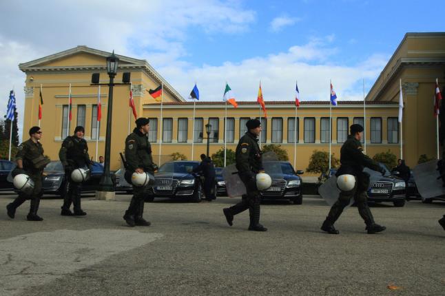 Αυτές είναι οι 45 αστραφτερές λιμουζίνες Audi για την Ελληνική Προεδρία (φωτό) - Φωτογραφία 5