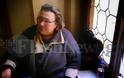Γυναίκα απειλεί να αυτοπυρποληθεί στο δημαρχείο του Ηρακλείου! - Φωτογραφία 1