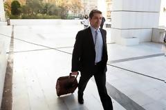 Στη φυλακή και ο Μπούκουρας - Νέα ντοκουμέντα σοκ και αλληλομαχαιρώματα στη ΧΑ...!!!