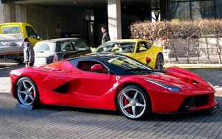 Πωλείται η πρώτη μεταχειρισμένη LaFerrari! - Φωτογραφία 2