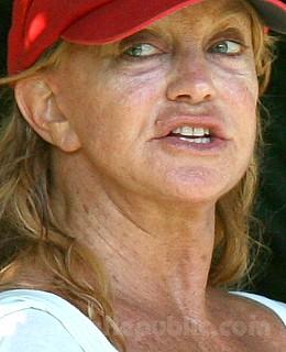 Πώς ΓΕΡΑΣΕ έτσι η Goldie Hawn; ΔΕΙΤΕ πώς ήταν και πώς έγινε! (PHOTOS) - Φωτογραφία 7