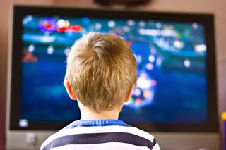Παιδί: Η πολλή τηλεόραση βλάπτει το μυαλό του - Φωτογραφία 1