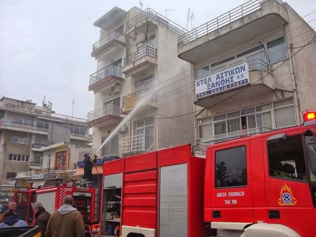 Τυλίχθηκε στις φλόγες ψητοπωλείο στο κέντρο της Ξάνθης - Φωτογραφία 3