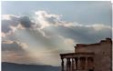 H Καρυάτιδα που λείπει από το Μουσείο Ακρόπολης - Μια εικόνα που πάντα συγκινεί
