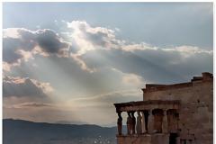 H Καρυάτιδα που λείπει από το Μουσείο Ακρόπολης - Μια εικόνα που πάντα συγκινεί