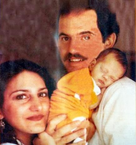 Ο γιος του Γιώργου Παπανδρέου αρραβωνιάζεται με κομμώτρια στην Κρήτη - Φωτογραφία 5