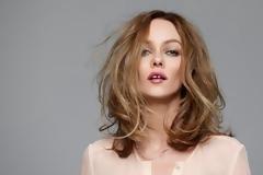 Η μεταμόρφωση της Vanessa Paradis μετά το χωρισμό της από τον Johnny Depp!