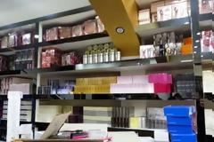 Θεσσαλονίκη: 38.000 προϊόντα μαϊμού σε μία αποθήκη και δύο καταστήματα