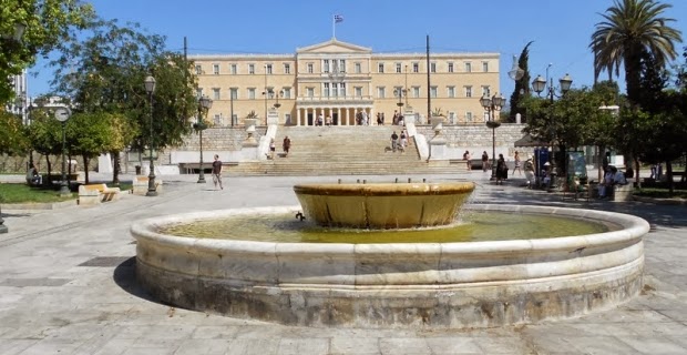 Αθήνα: Η πλατεία Συντάγματος μετατρέπεται σε σινεμά! - Φωτογραφία 1