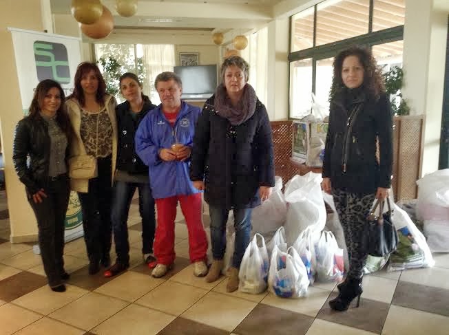 Μικροί ποδοσφαιριστές με μεγάλη καρδιά - Φωτογραφία 2