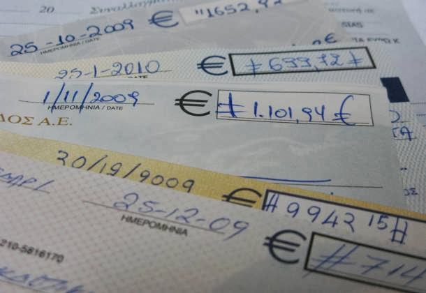 Στα 645,7 εκατ. ευρώ οι ακάλυπτες επιταγές και οι απλήρωτες συναλλαγματικές το 2013 - Φωτογραφία 1
