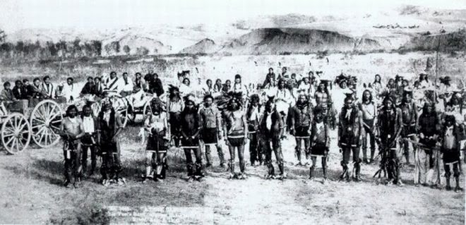 Η τελευταία σφαγή των ινδιάνων από τους Αμερικάνους. Σκότωσαν ακόμη και μητέρες την ώρα του θηλασμού [photos] - Φωτογραφία 1