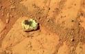 Ανακάλυψαν μυστηριώδες πέτρωμα στον Άρη