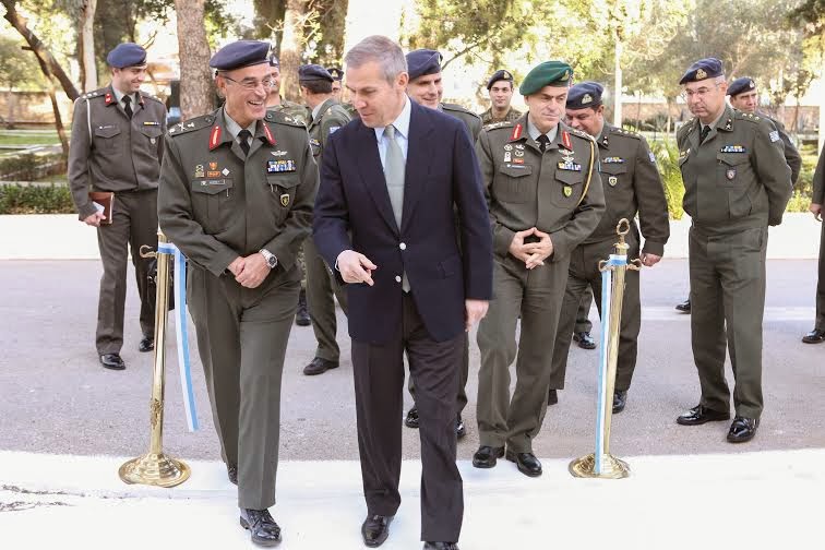 Επίσκεψη ΥΦΕΘΑ Αθ. Δαβάκη στη Σχολή Πυροβολικού - Φωτογραφία 4