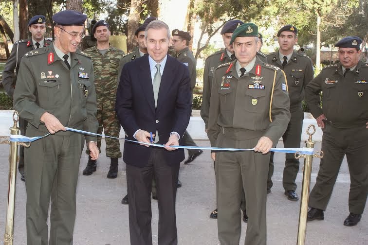 Επίσκεψη ΥΦΕΘΑ Αθ. Δαβάκη στη Σχολή Πυροβολικού - Φωτογραφία 6