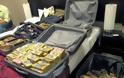 Έκρυβε 5,7 εκ. δολάρια σε βαλίτσες