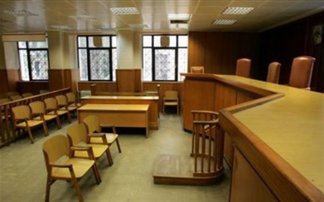 Πάτρα: Αναβλήθηκε ξανά η δίκη Νταβλούρου - Καμπέρου - εφοριακών - δημοσιογράφων - Φωτογραφία 1